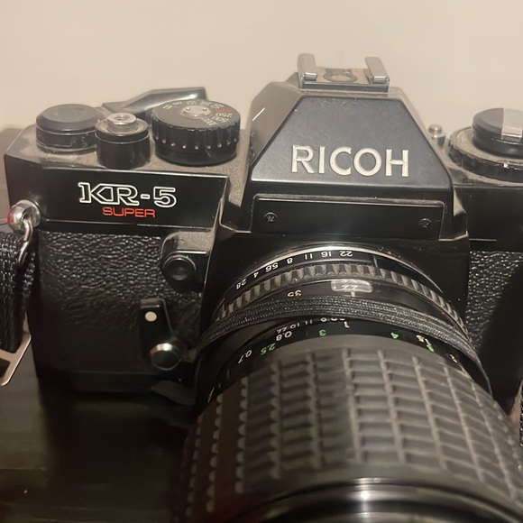 Ricoh Camera - Picture 2 of 4